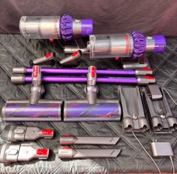 Dyson V10 Stick Vacuum