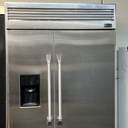 Ge Monogram 48”Wide Built In Stainless Steel Side By Side Refrigerator 
