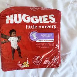 Huggies Little Movers Diapers- Size 4- 22 Ct