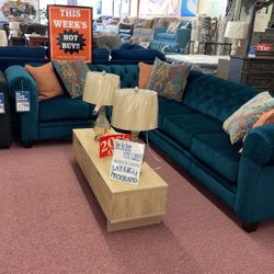 🇺🇸HUGE Blowout Furniture Sale!🇺🇸 Brand New Teal Sectional W/ Designer Accent Pillows Included! $50 Down Takes It Home Today!