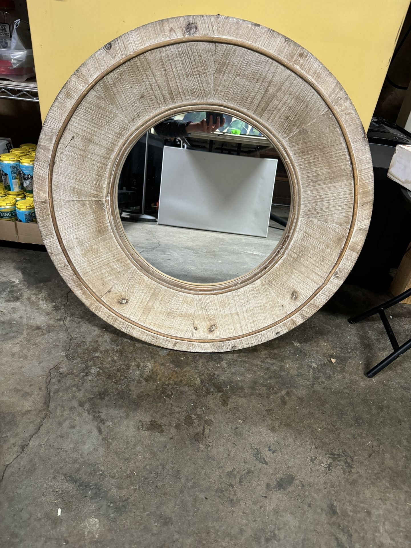 Round Mirror