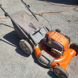 Lawnmower 