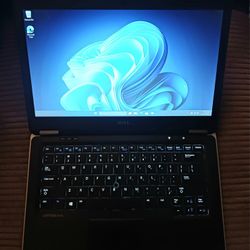 Dell Latitude 14" Laptop Intel Core i5 CPU 8GB RAM 256GB SSD Webcam Wi-Fi & Bluetooth Wireless Windows 11 Professional 