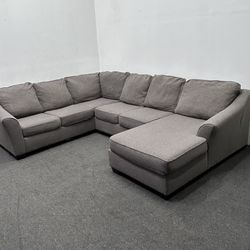 3 pc Charcoal Gray Sectional U-shaped couch, amazing condition. We deliver & setup.