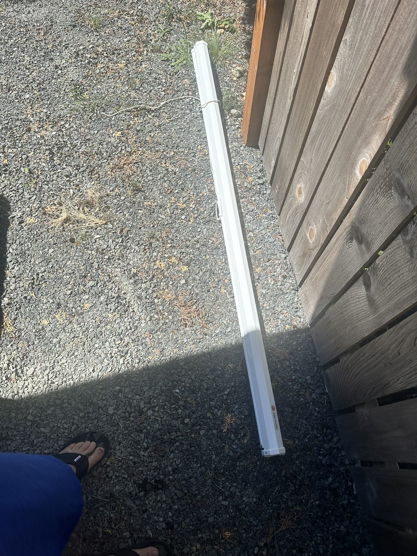Projector Screen free