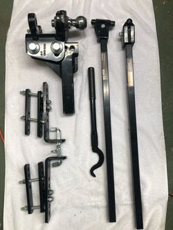 Load leveling trailer hitch