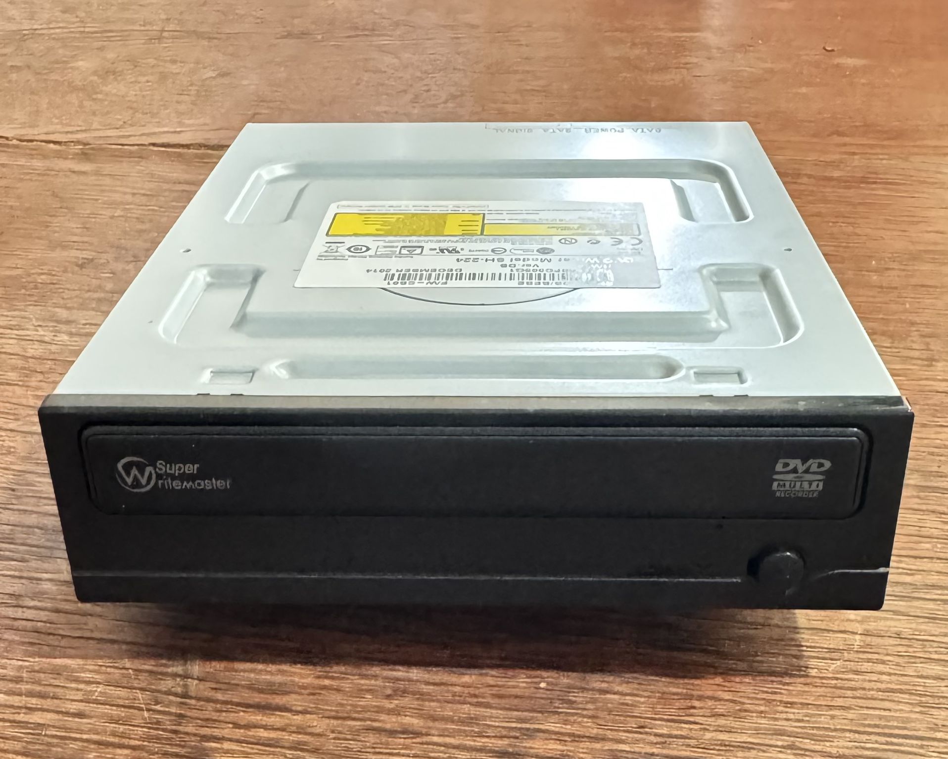 SAMSUNG DVD Burner SATA 1.5 Gb-s Optical Drive, Black SH-224DB/BEBE