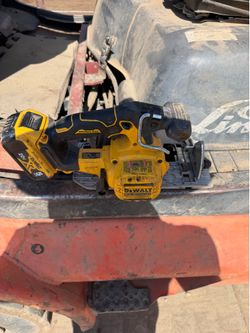 Dewalt brushless skill saw