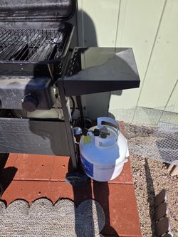 Expert Grill 3-Burner Gas Grill with Cover and Propane Tank