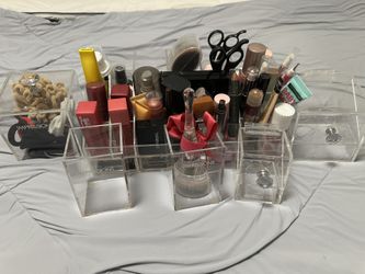 Acrylic Impressions Vanity Organizers 