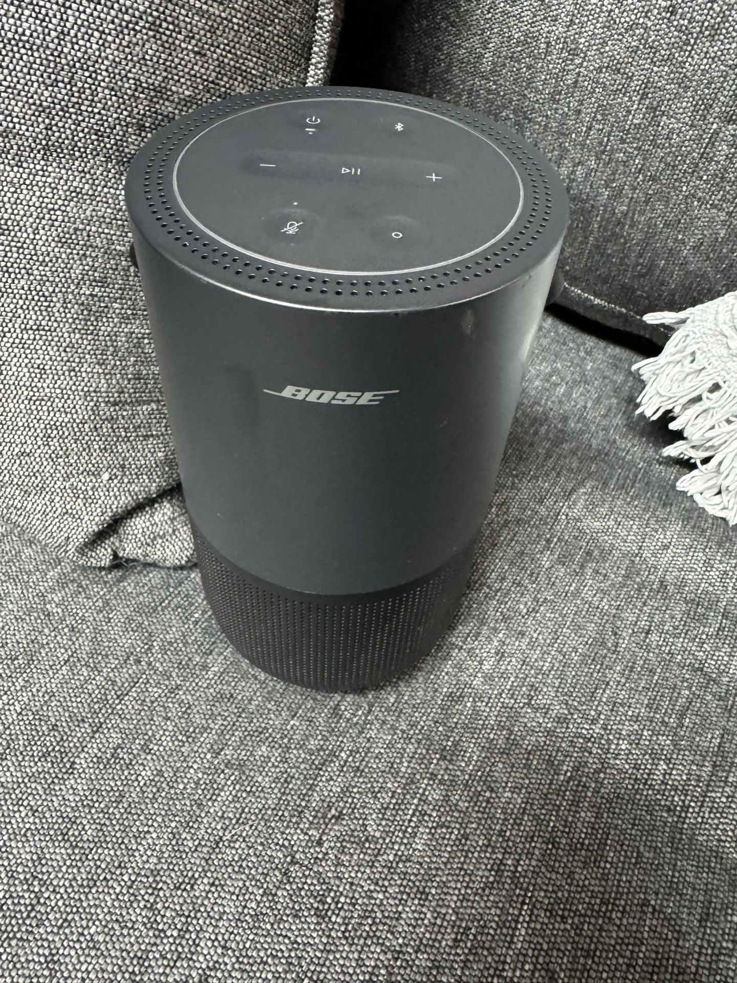 Speaker Bose
