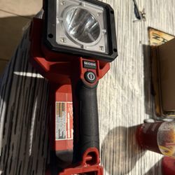 M18 18-Volt 1250 Lumens Lithium-Ion Cordless Search Light tool only used works great $85 firm 