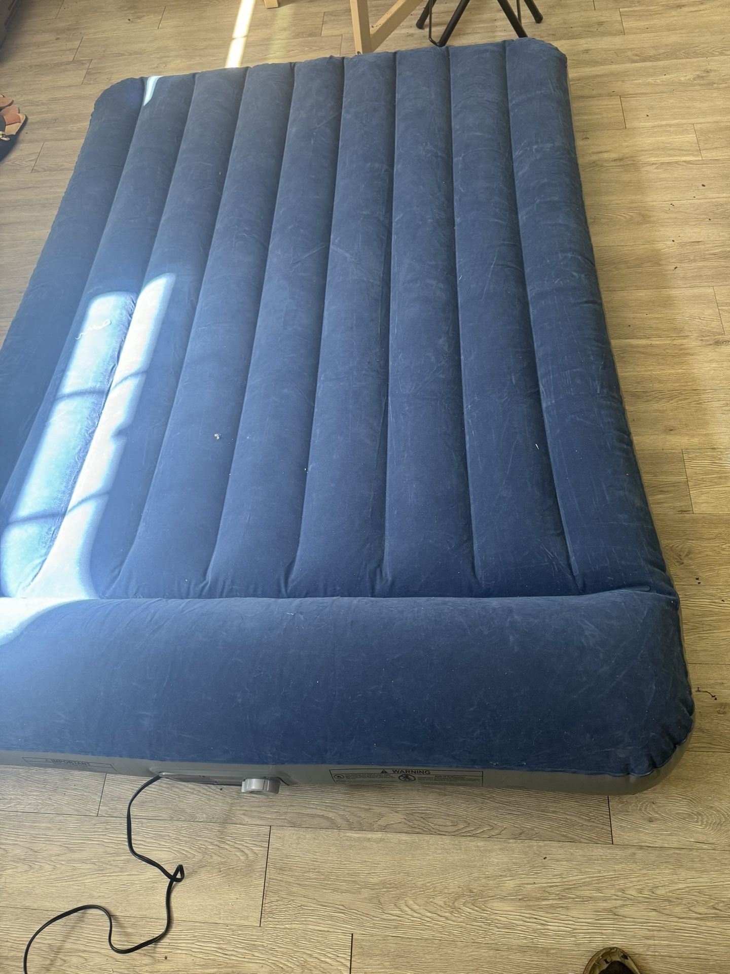 Queen & Full Air Mattress 