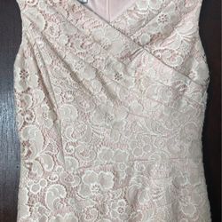 Kay Unger NY Lace Dress Size 10 Runs Small  Never Worn