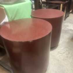 2 Side Tables ( Fayetteville Ga