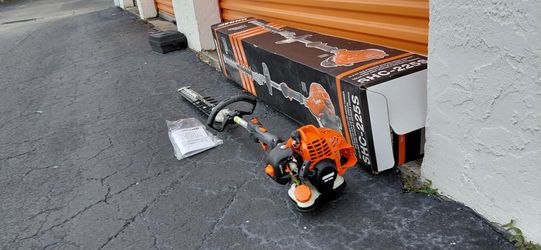 Echo SHC-225S Gas Hedge Trimmer