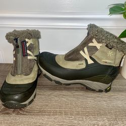 Merrell Winterlude Zip Black Waterproof Winter Boots. Women's Size 6