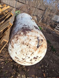 500 gallon Propane Tank