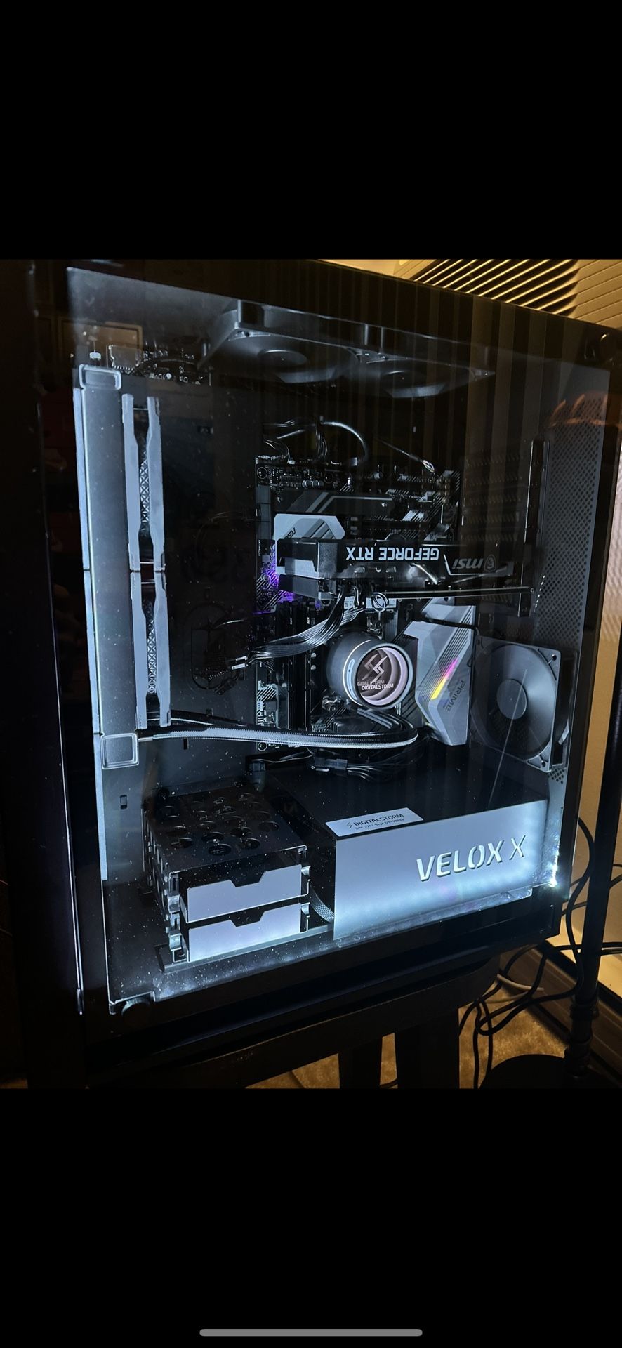 Digital Storm Gaming PC with Samsung Odyssey G7 32” Monitor Liquid Cooled Plus Fans