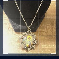 5 Vintage Pendants & 1 Necklace. Glass Beads/Stones. 