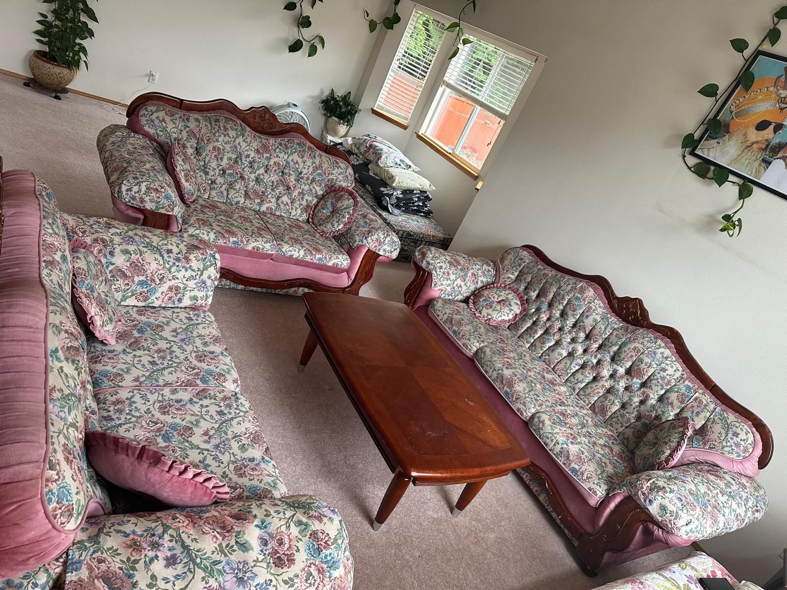 Sofa And Table Set