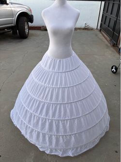 Crinolina for XV dress