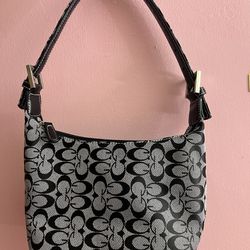 Black Bucket Handbag