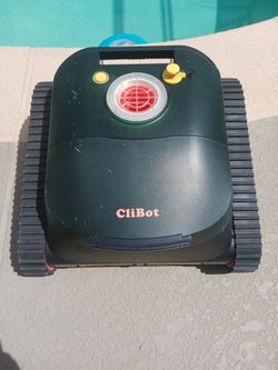 Wireless Pool Cleaner Robot