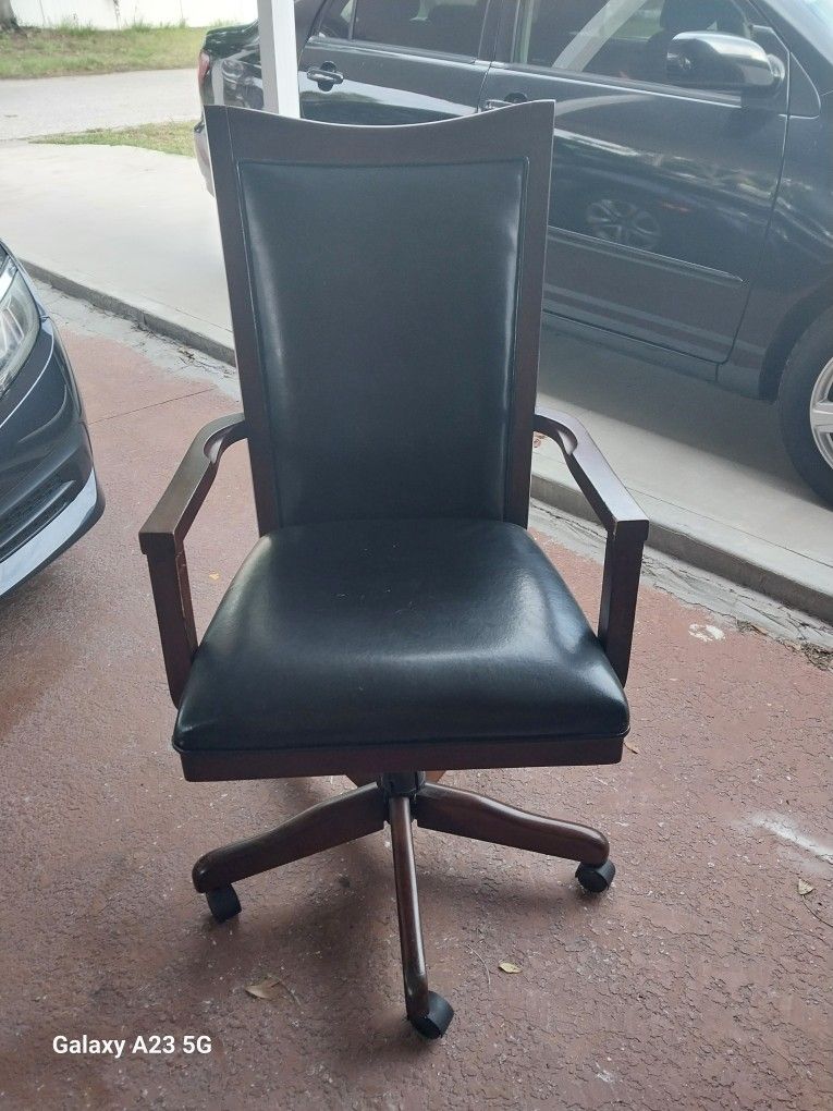 Reclining Office Chair 