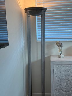 Floor lamp