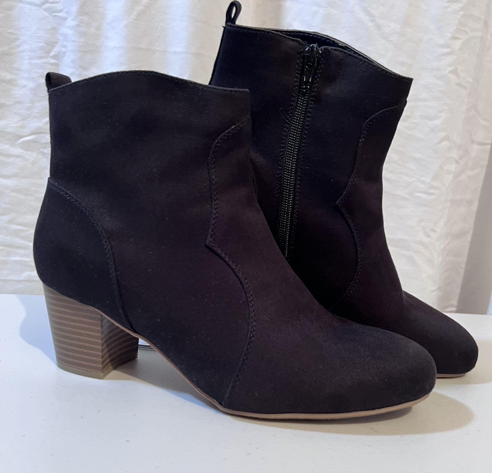 Women’s Ankle Boots Size 10. Black Suede With 3 Inch Heels