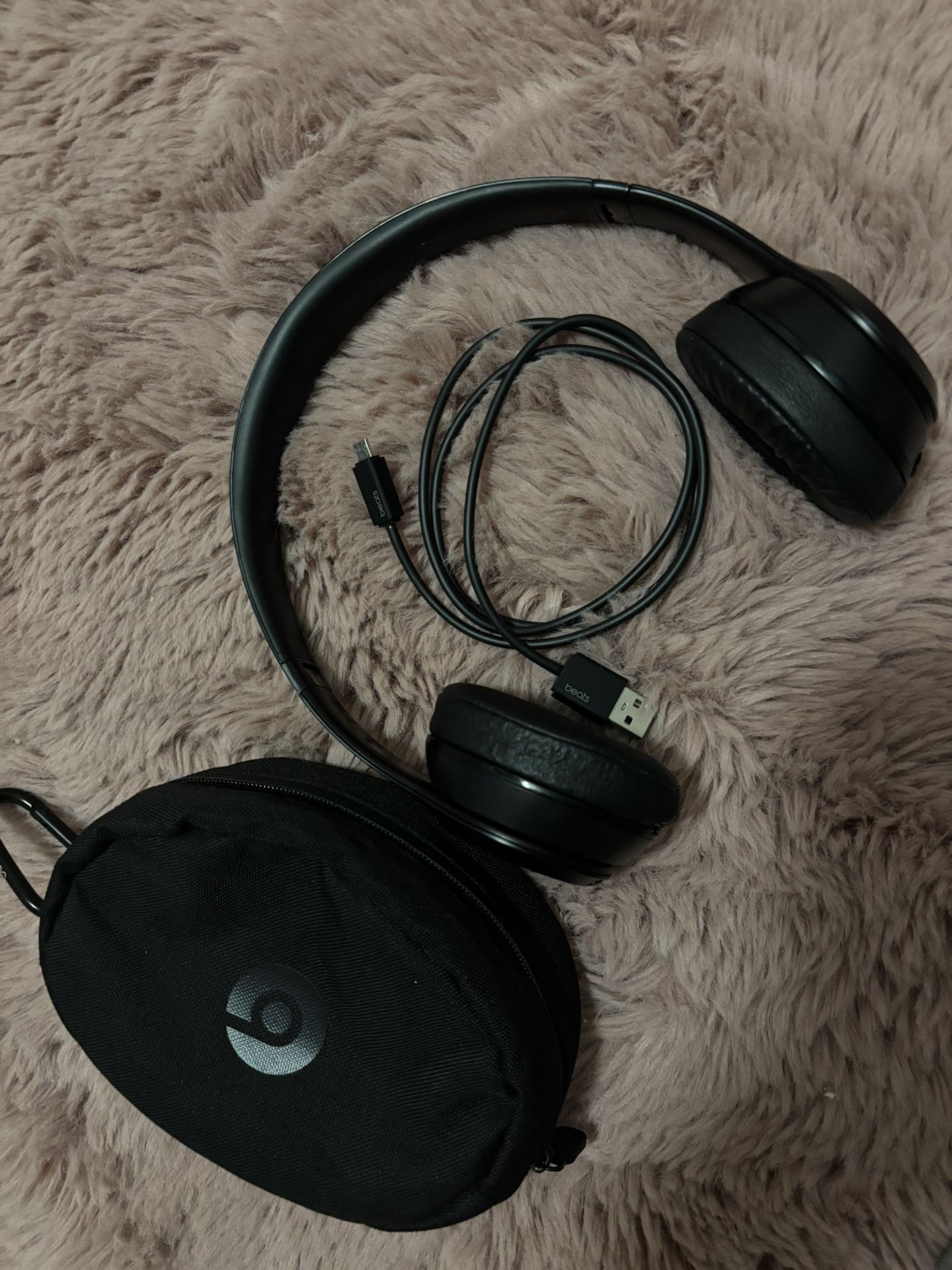 Beats Solo 4 Bluetooth