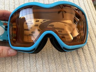 Oakley Women’s Snowboard Goggles
