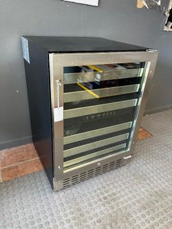 Summit SWC532BLBIST 24" Wide 46 Bottle Built-In Wine Cooler NEW