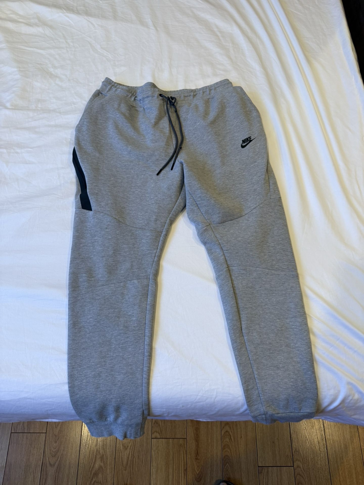 Nike Tech Fleece Pants