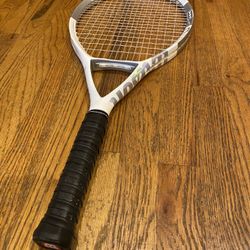 WILSON TENNIS RACQUET