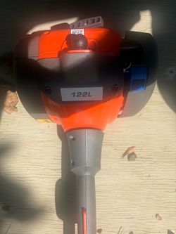 122 L Husqvarna weed eater