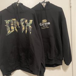 2 Hoody Sweaters