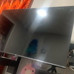 HISENSE TV 