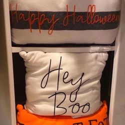 3 HALLOWEEN TOSS PILLOWS