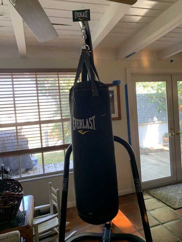 Everlast punching bag, stand and gloves for Sale in Fort Lauderdale, FL ...