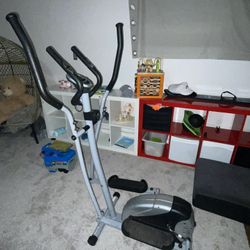 Sunny Health & Fitness Interactive Series Elliptical