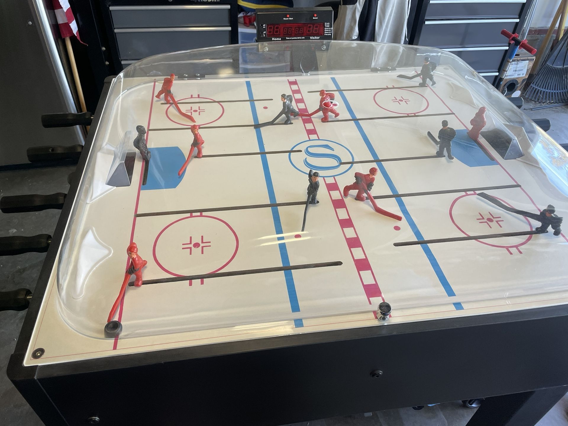 Dome Hockey Table/ Bubble Hockey Table