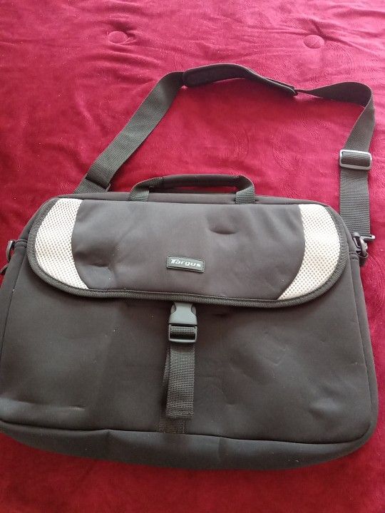 TargusLaptop Bag