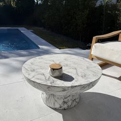 Outdoor coffee table