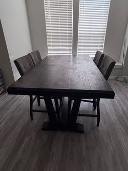 Black wood table