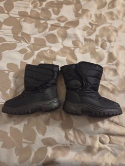 Kids Black Winter Snow Boots