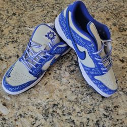 Nike Shoes Size 8