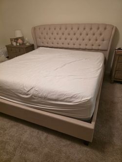 Upholstered king size bed