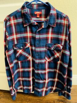 Arizona Jean Co. red and blue plaid flannel shirt.